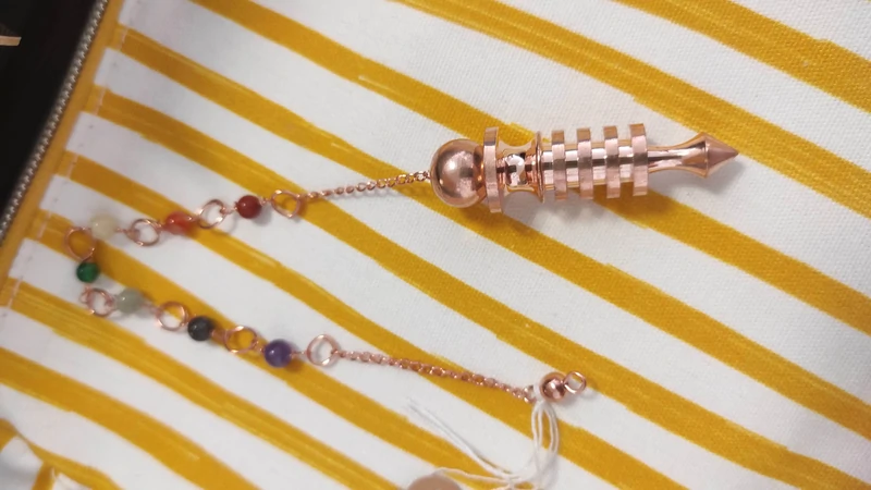 Pendule Isis en cuivre